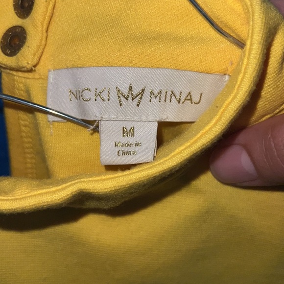 Top - Picture 4 of 6